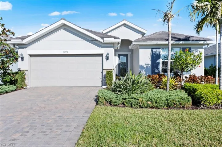 Brick paver driveway