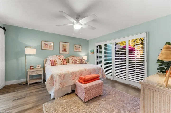 397  Edgemere N WAY, Naples, FL 34105