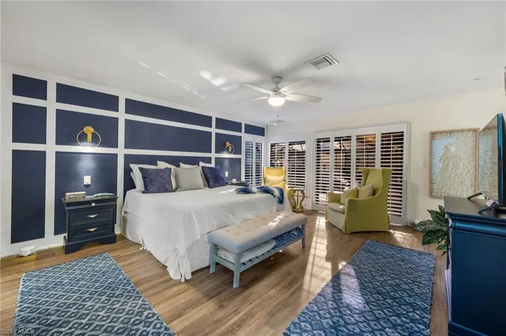 397  Edgemere N WAY, Naples, FL 34105