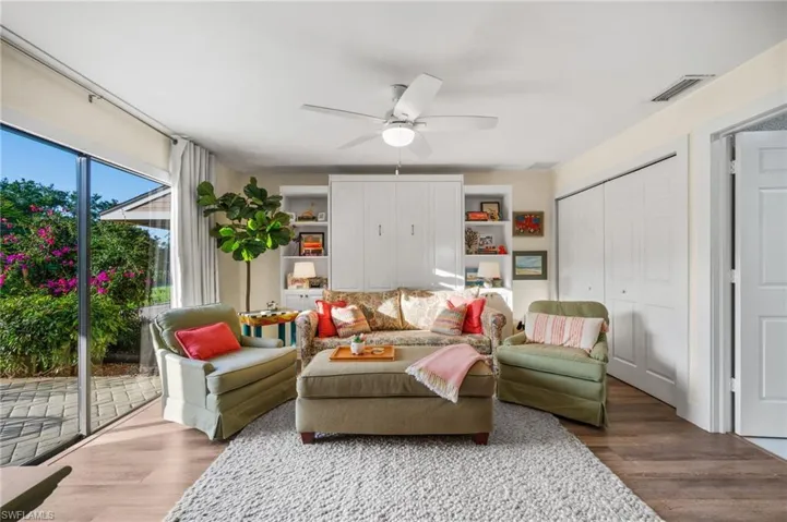 397  Edgemere N WAY, Naples, FL 34105