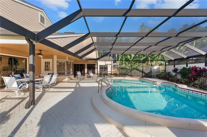 397  Edgemere N WAY, Naples, FL 34105