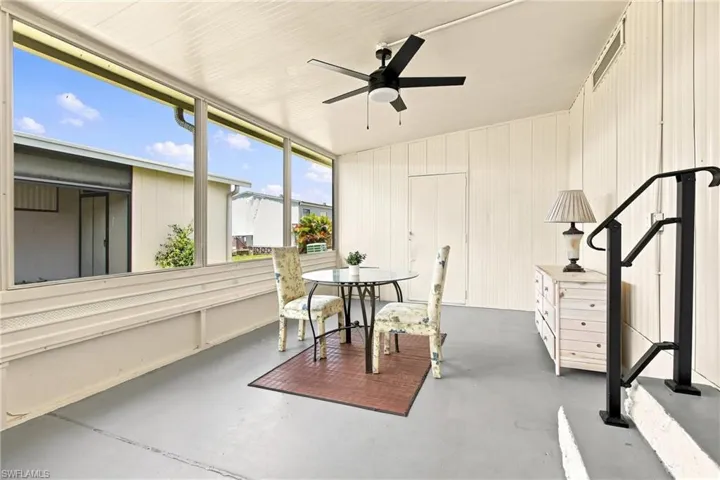 252 Loon Ln, Naples, Florida 34114