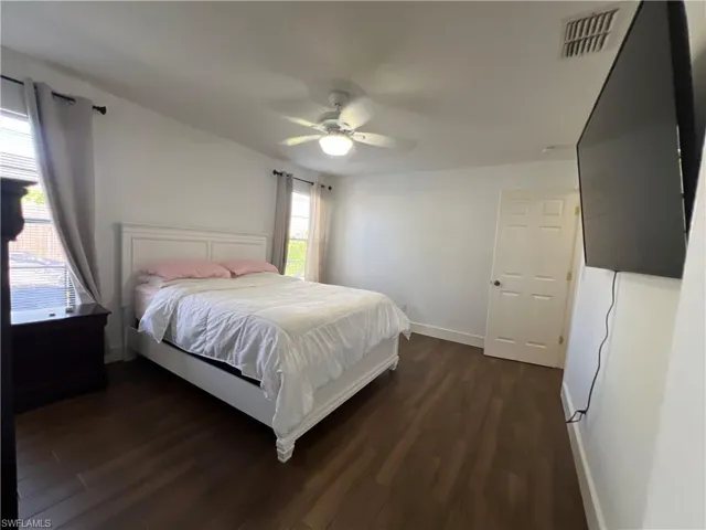 231 Sw 33rd St, Cape Coral, Florida 33914
