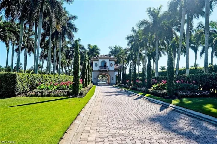 Miromar Entrance