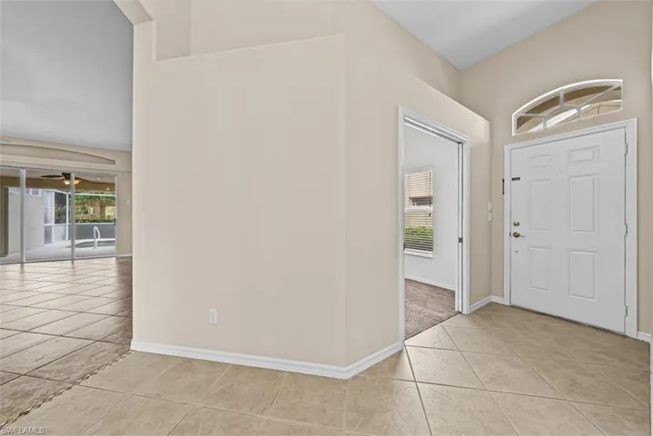 8471 Ibis Cove Cir M677, Naples, Florida 34119