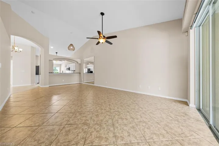 8471 Ibis Cove Cir M677, Naples, Florida 34119