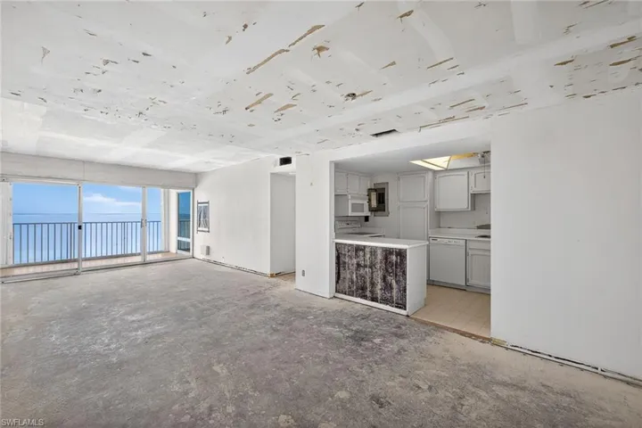 3443 Gulf Shore Blvd N 607, Naples, Florida 34103
