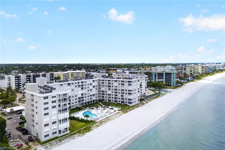 3443 Gulf Shore Blvd N 607, Naples, Florida 34103