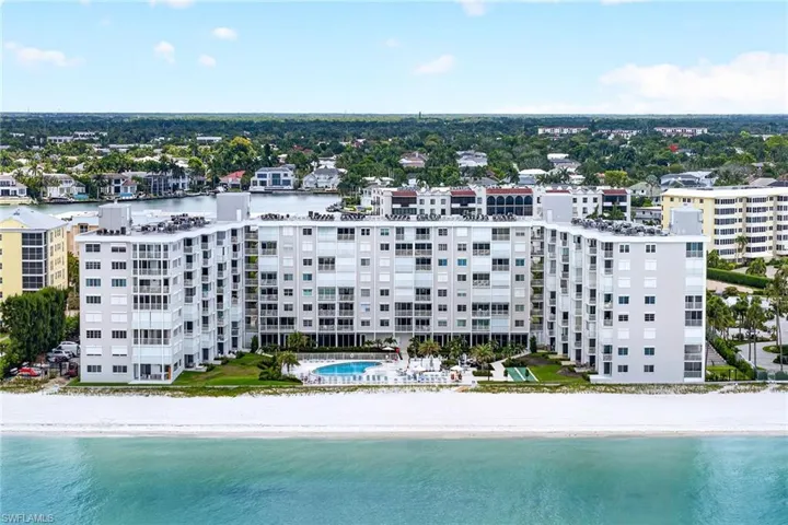 3443 Gulf Shore Blvd N 607, Naples, Florida 34103