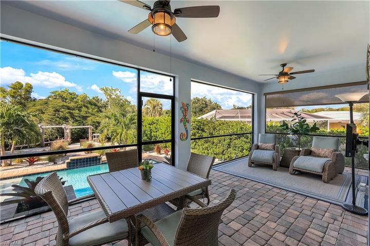 Large Screened Porch