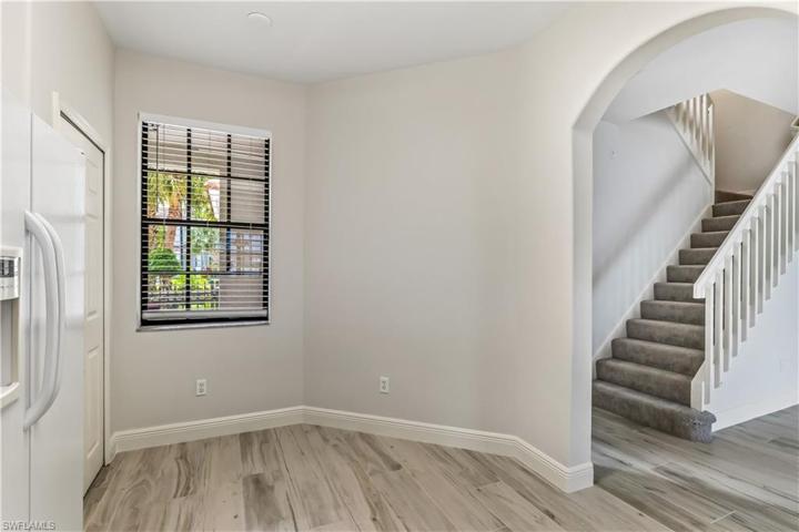 Eat-In Area of Kitchen