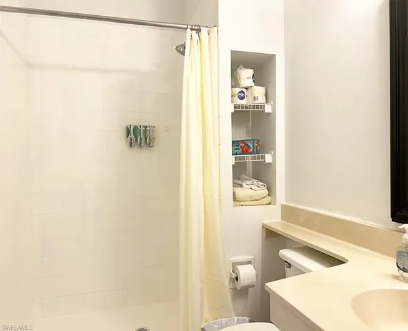 25000  Tamiami E TRL, Naples, FL 34114