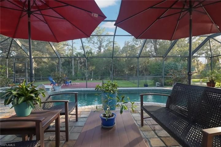 What an amazing place to start your day with your morning coffee or unwind after a long day.