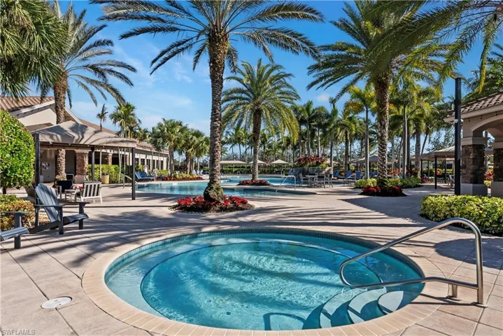 2846  Cinnamon Bay  CIR, Naples, FL 34119