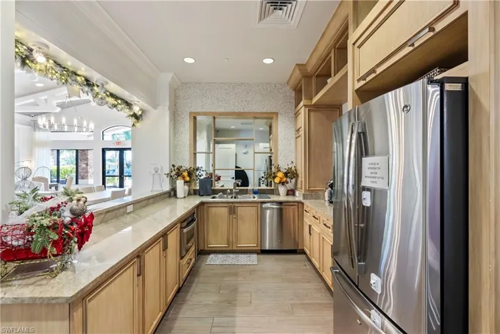 2846  Cinnamon Bay  CIR, Naples, FL 34119
