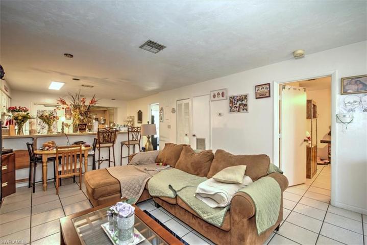1131 Joel BLVD, LEHIGH ACRES FL 33936