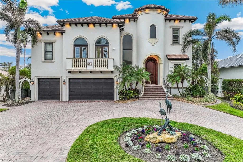 280 Egret AVE, Naples, FL 34108,224101352