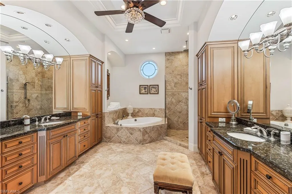 280 Egret AVE, Naples, FL 34108,224101352
