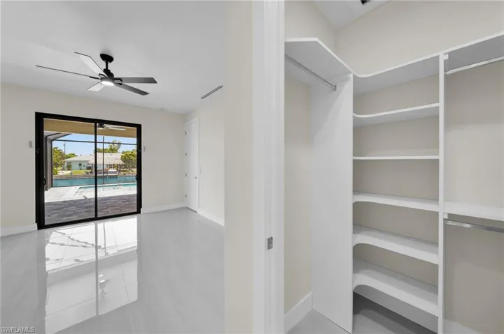 2110 NE 2nd  ST, Cape Coral, FL 33909