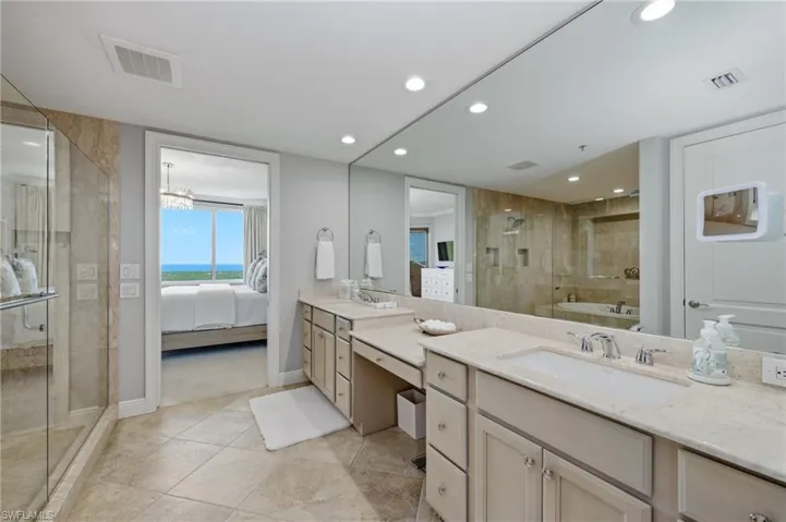 265 Indies Way 1004, Naples, Florida 34110