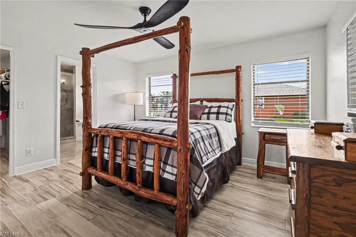 618 Se 11th Pl, Cape Coral, Florida 33990