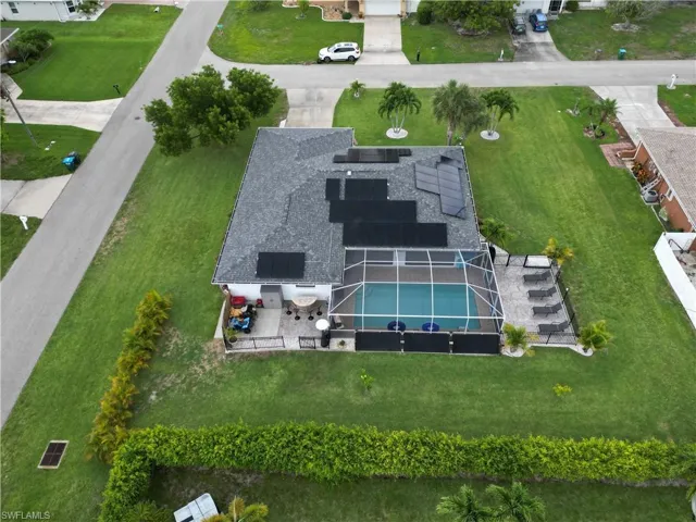 618 Se 11th Pl, Cape Coral, Florida 33990
