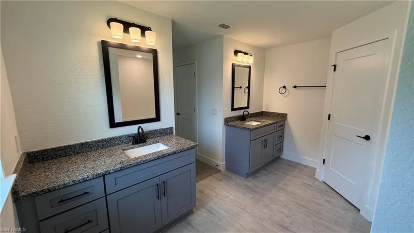 657 Windermere Dr, Lehigh Acres, Florida 33972