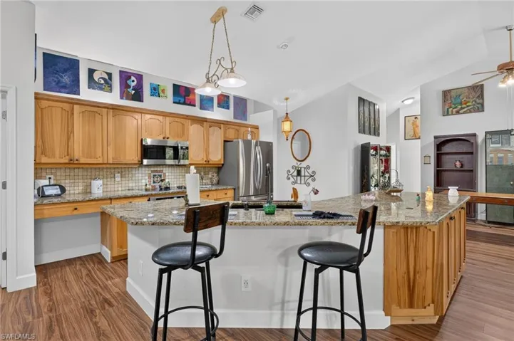 2581 4th Ave Ne, Naples, Florida 34120