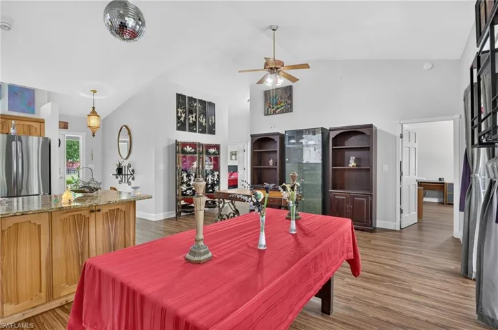 2581 4th Ave Ne, Naples, Florida 34120