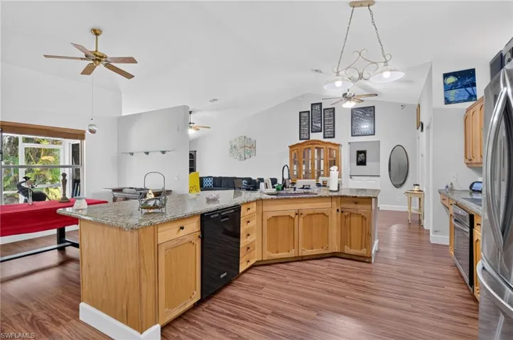 2581 4th Ave Ne, Naples, Florida 34120