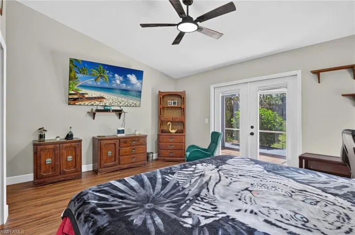 2581 4th Ave Ne, Naples, Florida 34120
