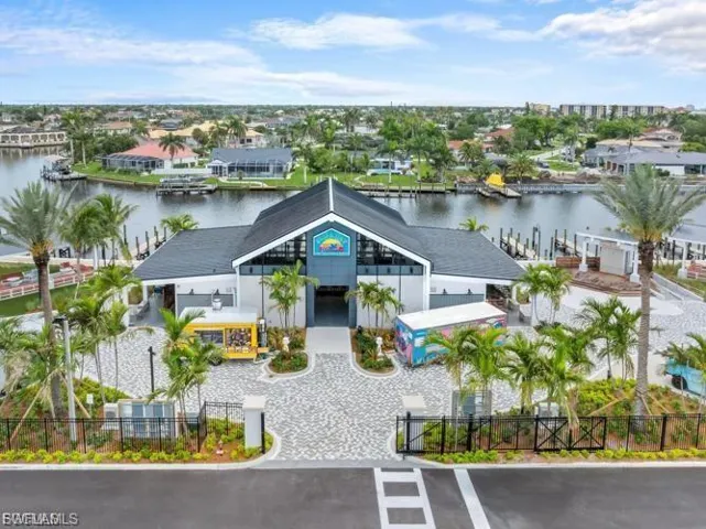 4536 Sw 15th Pl, Cape Coral, Florida 33914