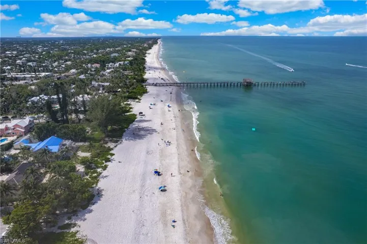 995 9th Ave S 4, Naples, Florida 34102