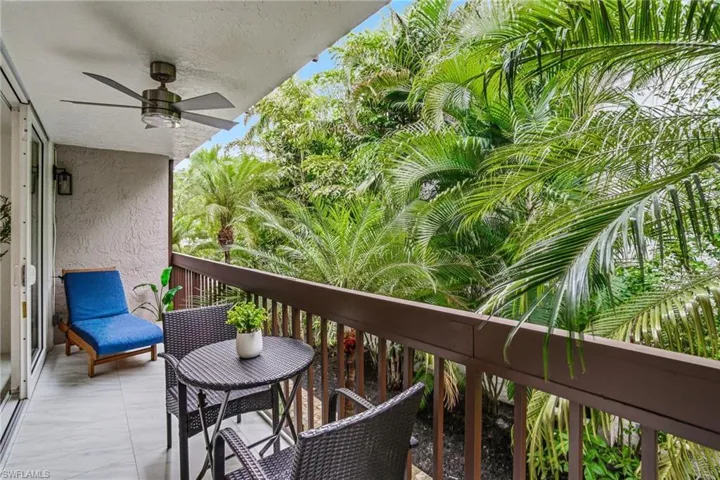 995 9th Ave S 4, Naples, Florida 34102
