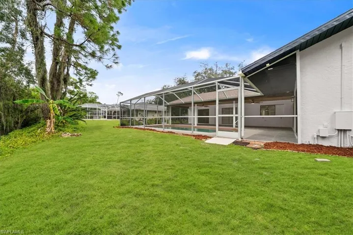 18682 Spruce Dr E, Fort Myers, Florida 33967