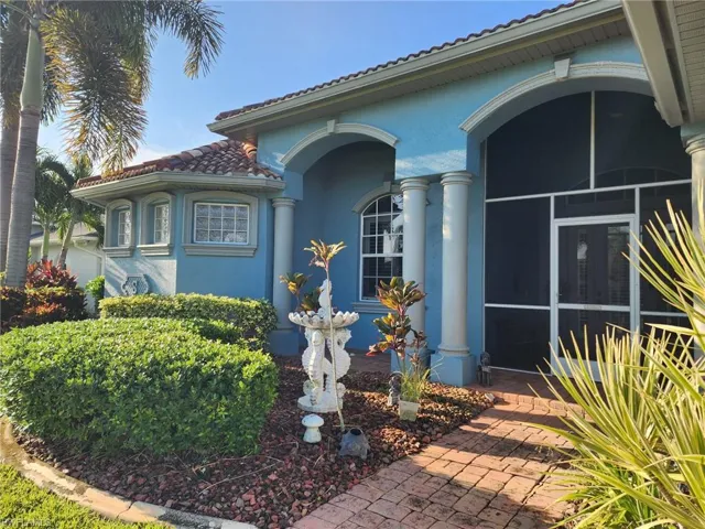 228 Se 30th Ter, Cape Coral, Florida 33904