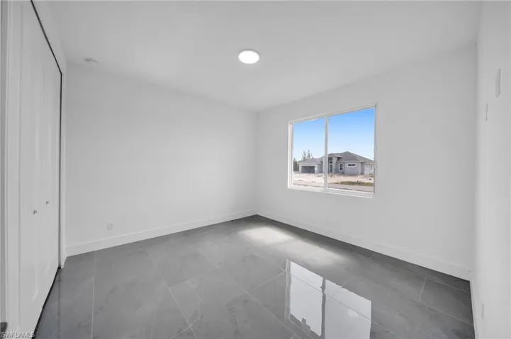2720 Nw 41st Ave, Cape Coral, Florida 33993