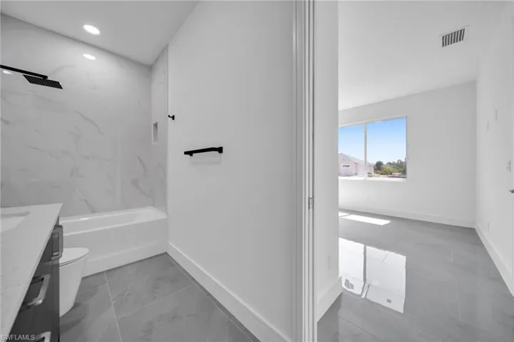 2720 Nw 41st Ave, Cape Coral, Florida 33993
