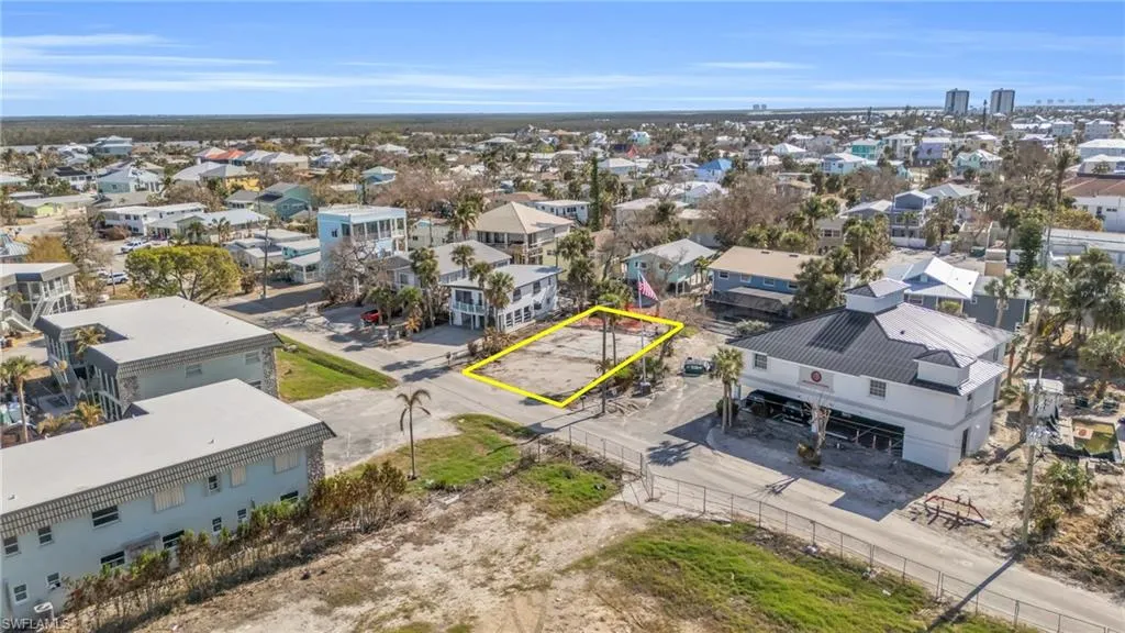 104 / 106 Voorhis ST, Fort Myers Beach, FL 33931,224088673