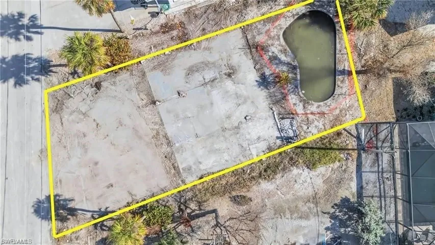 Drone / aerial view (Photos may be virtually enhanced)