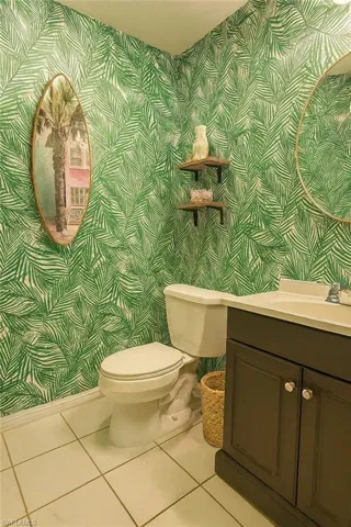 Powder room