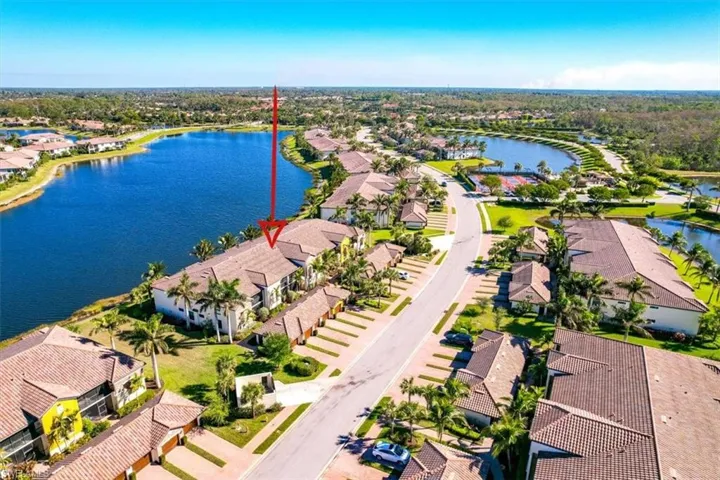 9529  Avellino  WAY, Naples, FL 34113