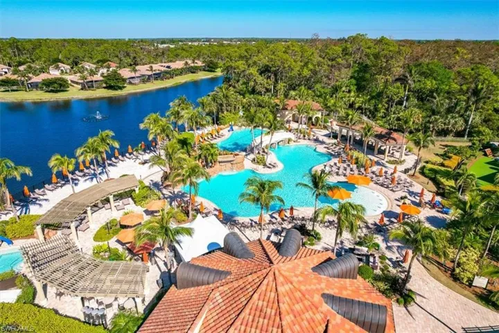 Treviso Bay amenities