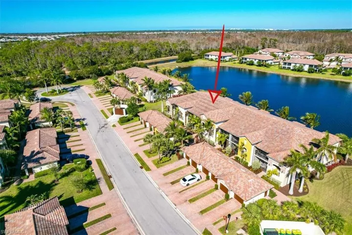 9529  Avellino  WAY, Naples, FL 34113