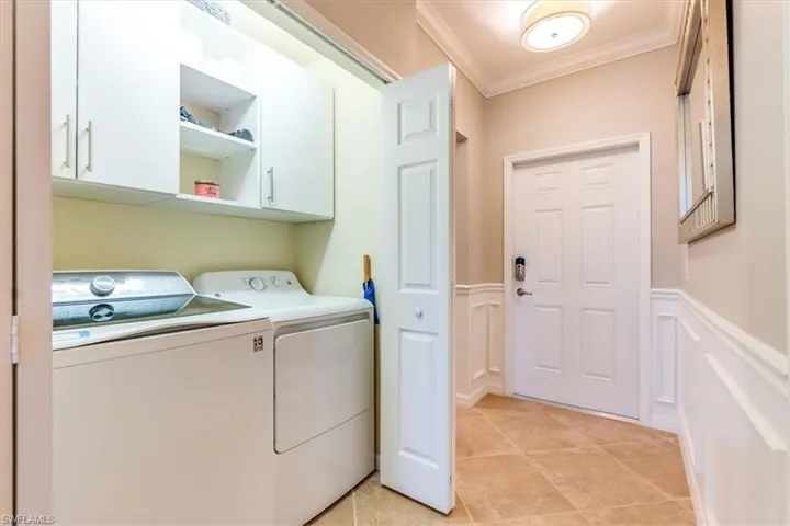 9529  Avellino  WAY, Naples, FL 34113