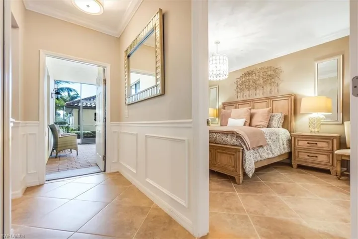 9529  Avellino  WAY, Naples, FL 34113