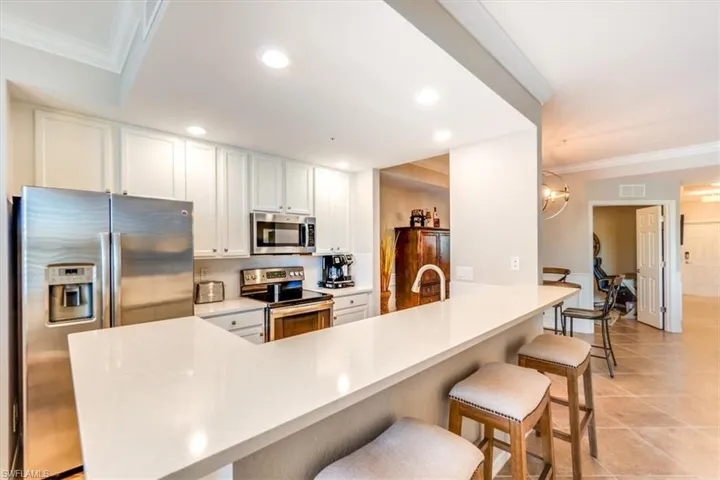 9529  Avellino  WAY, Naples, FL 34113