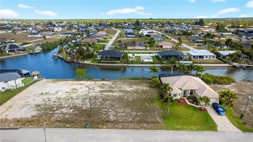 3311 Nw 18th Ter, Cape Coral, Florida 33993