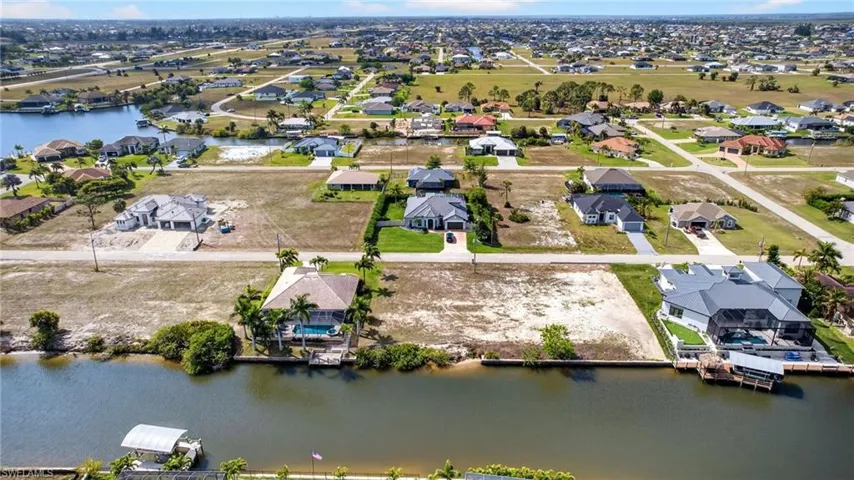 3311 Nw 18th Ter, Cape Coral, Florida 33993