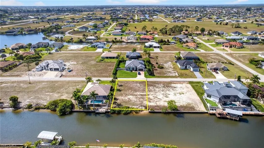 3311 Nw 18th Ter, Cape Coral, Florida 33993